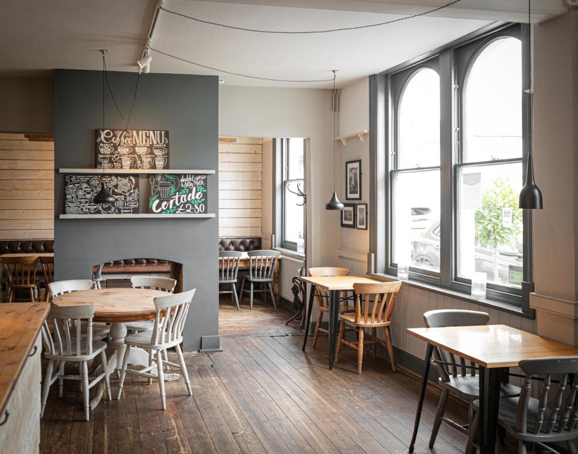 Bed and Breakfast The Kings Head Wye Exteriér fotografie
